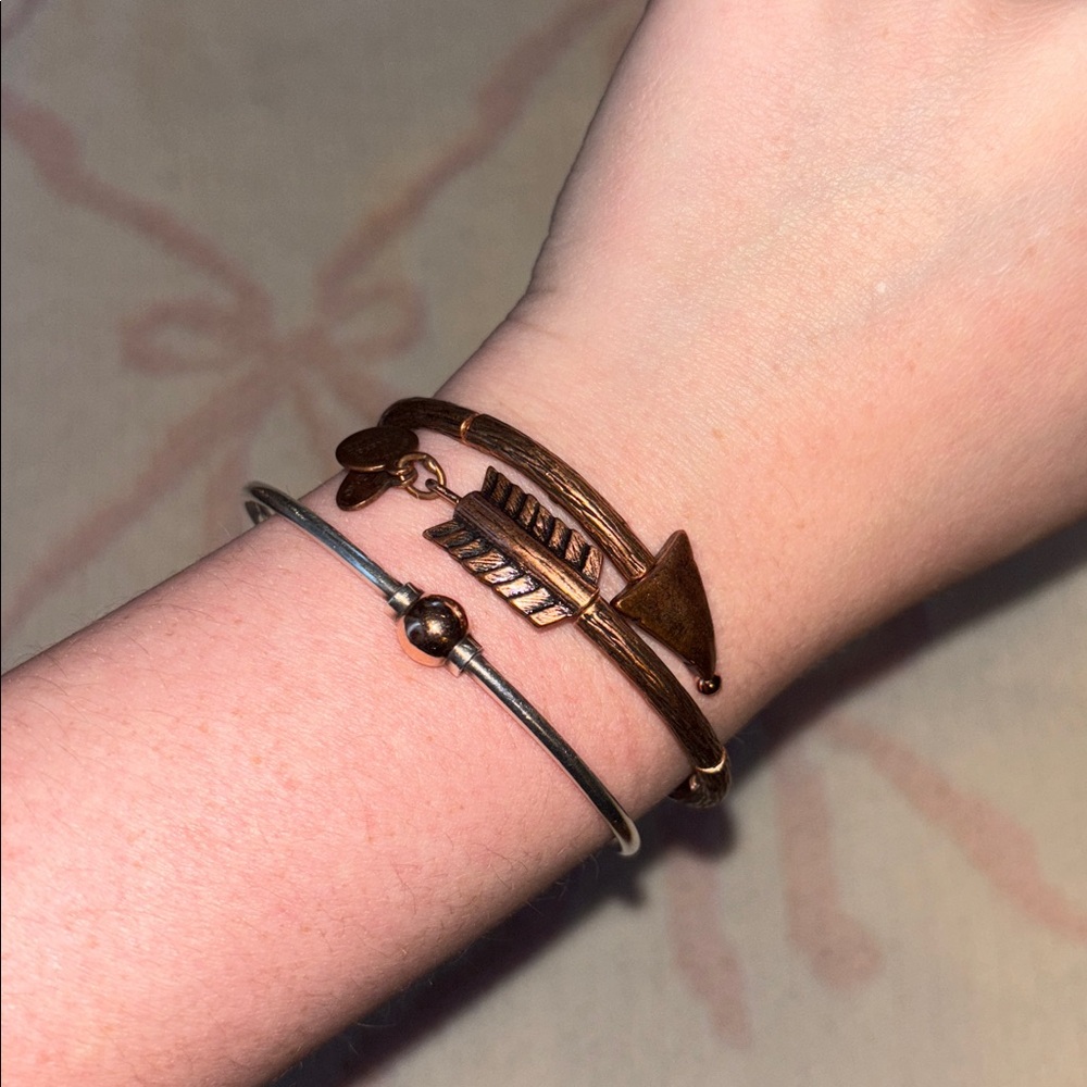 Alex And Ani LoveStruck Arrow Wrap Bracelet NWT